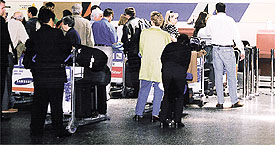 warten beim Check-in